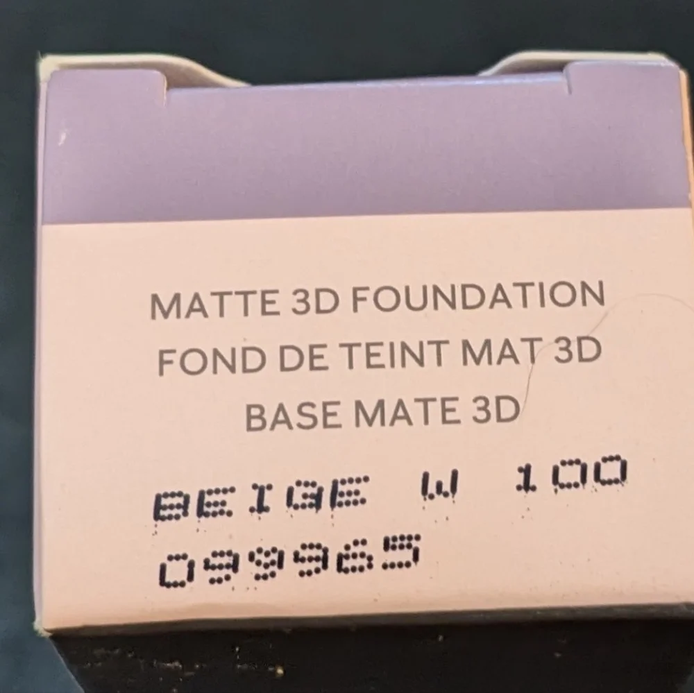 New Mary Kay TimeWise Matte 3D foundation for combination to oily skin